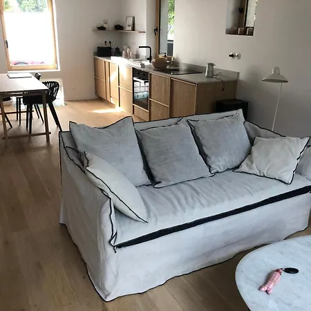 A Louer Maisonnette Centre De Biarriz